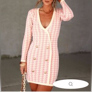 NWOT VICI Paigely Houndstooth Knit Dress